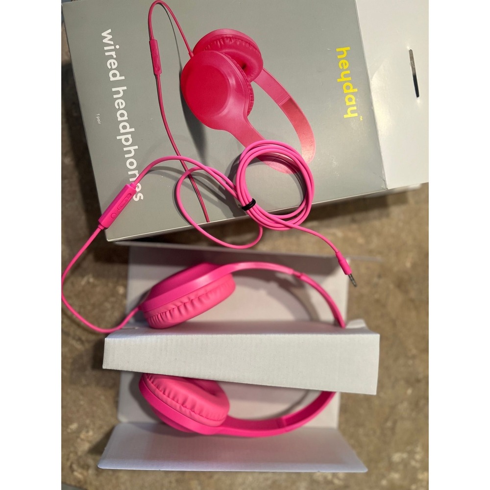 42.-   Heyday wired headphones